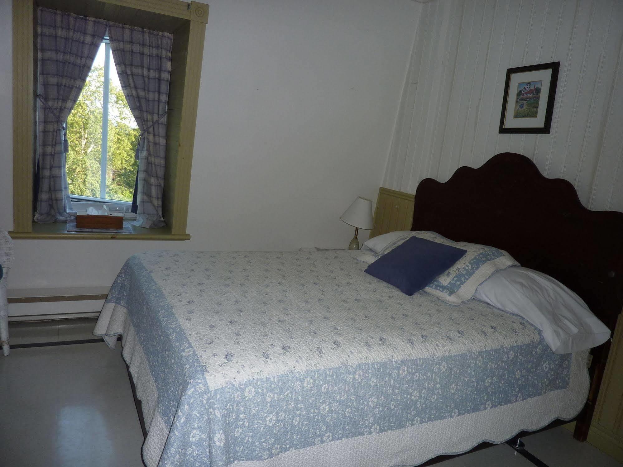 Auberge Petite Plaisance La Malbaie Exterior photo